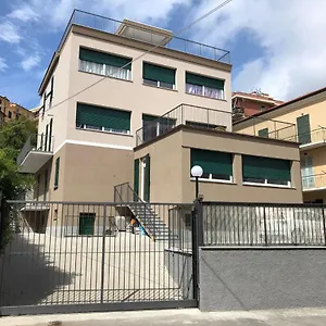Appartamento Casavienna App A1 App A2, Varazze